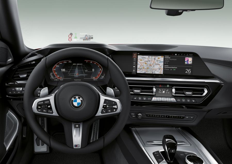Панель приборов BMW Z4 M40i First Edition (G29) 2018 года  (WW) (фото 14 из 54)